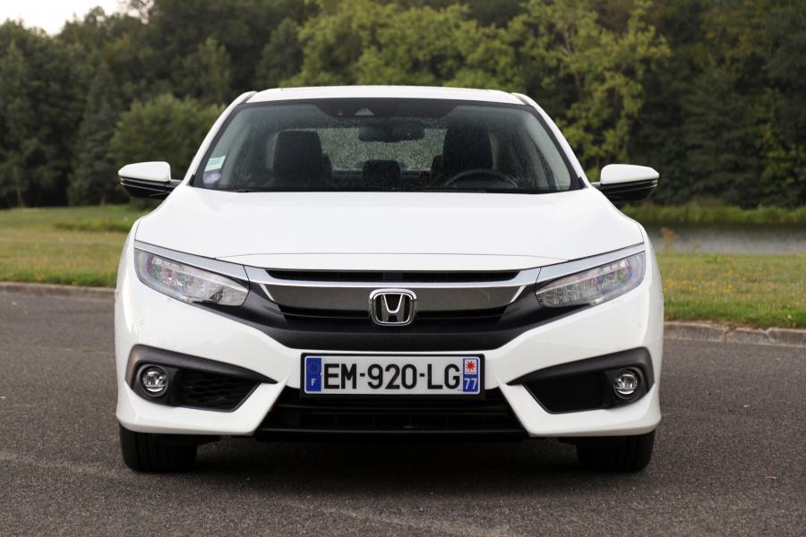  Honda Civic Sedan (FC1) 2016 года  (WW) (фото 37 из 40)